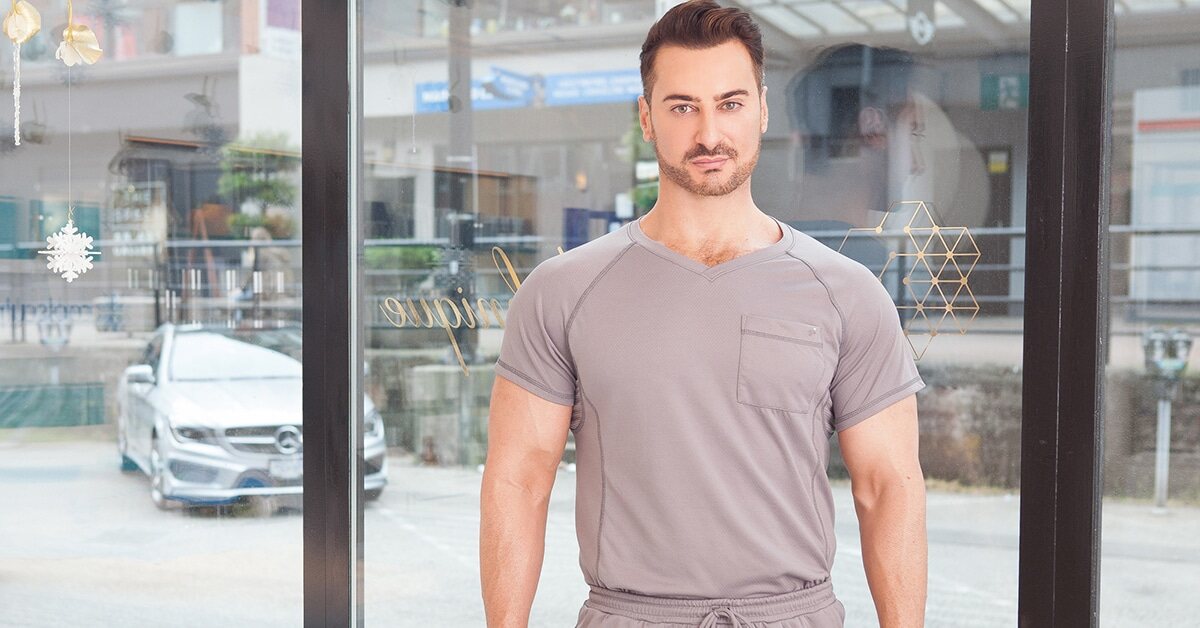 Get Noticed (for all the right reasons)