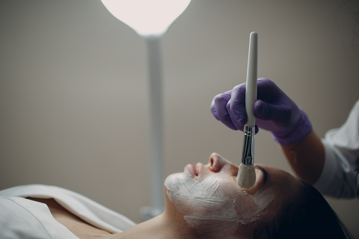 Exploring Medical Grade Facials vs. Spa Facials with Skin Technique